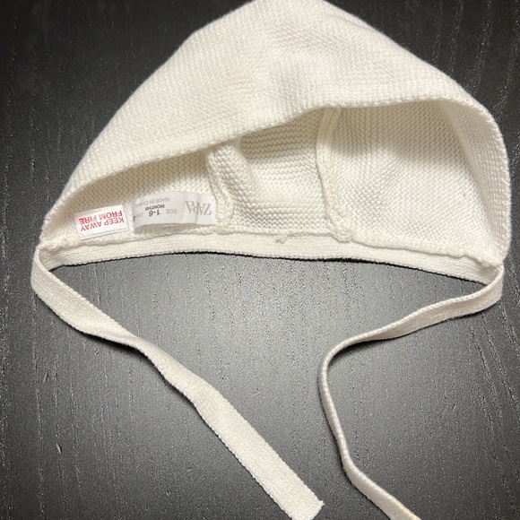 Zara hat - Picture 3 of 4